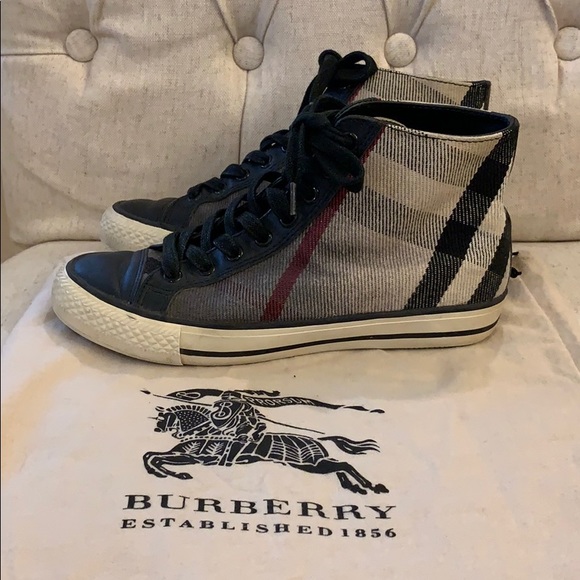 burberry shoes price